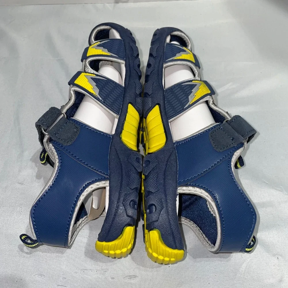 Rabbit‎ Boys Navy Blue Yellow Athletic Closed Toe Outdoor Sandals Size 36